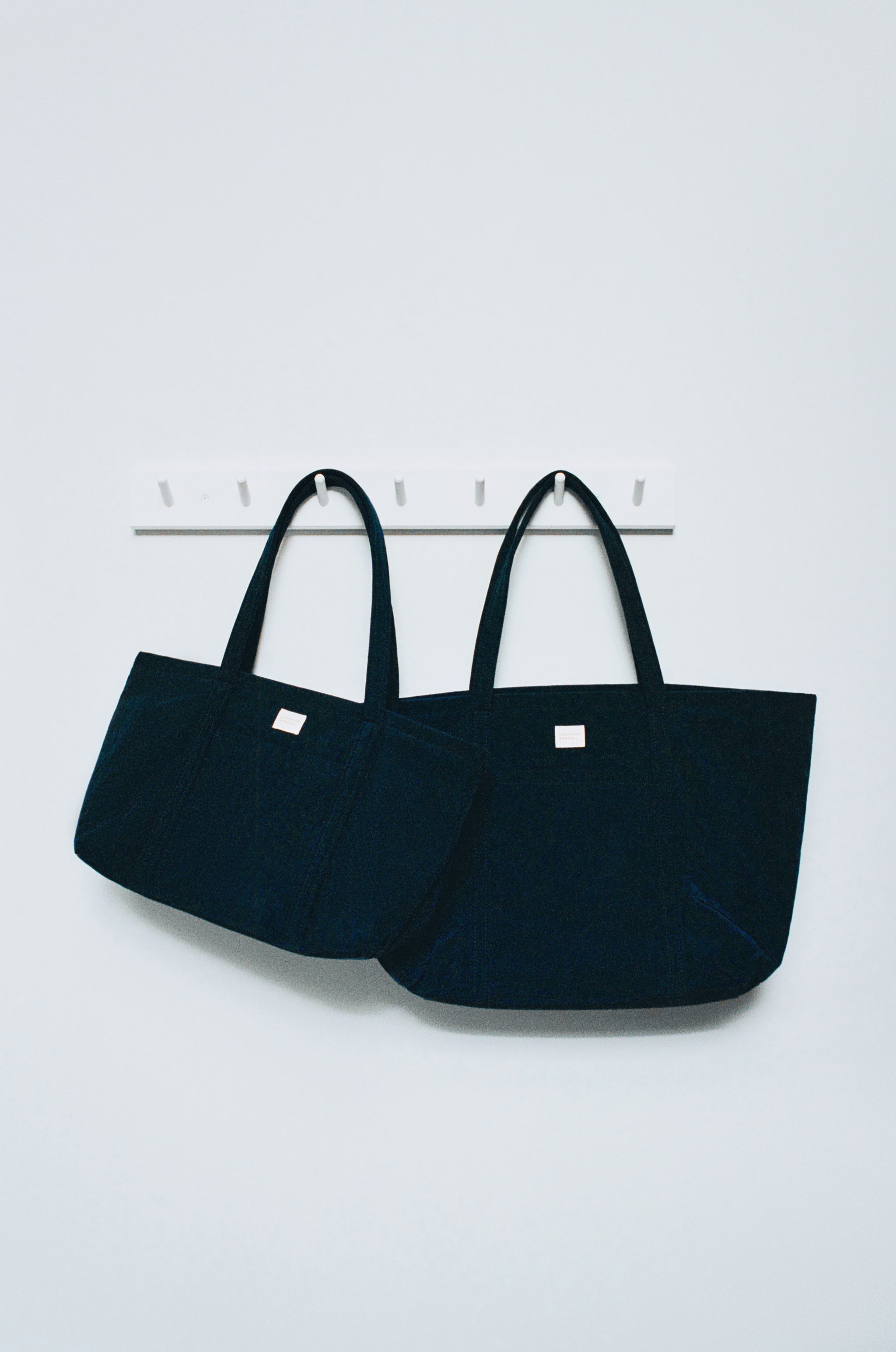 Mira Navy Everyday Tote